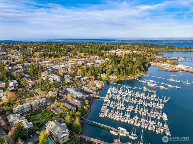 Property photo for 141 Parfitt Way Sw #a-15, Bainbridge Island photo 4