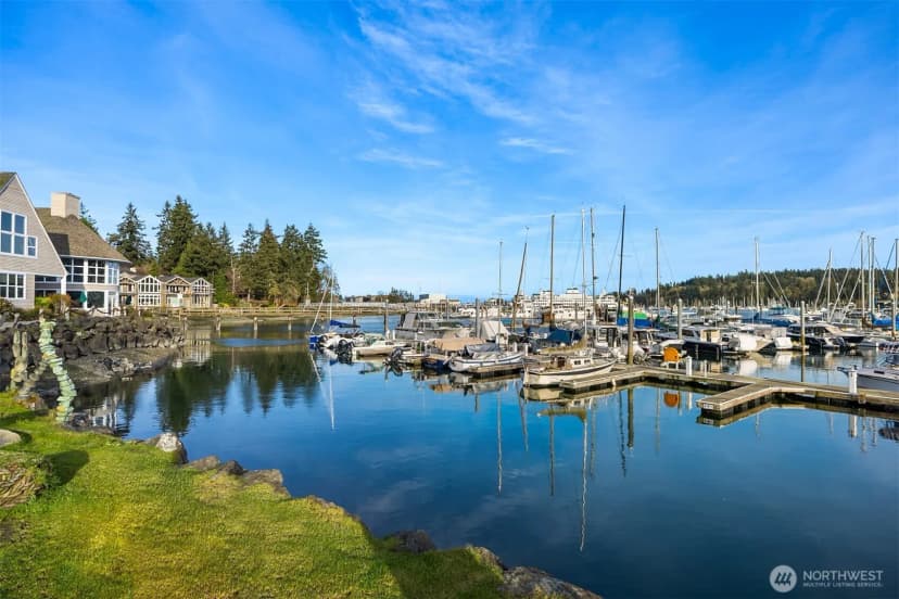 Property photo for 141 Parfitt Way Sw #a-15, Bainbridge Island photo 23