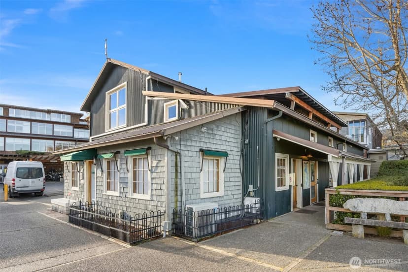 Property photo for 141 Parfitt Way Sw #a-15, Bainbridge Island photo 21
