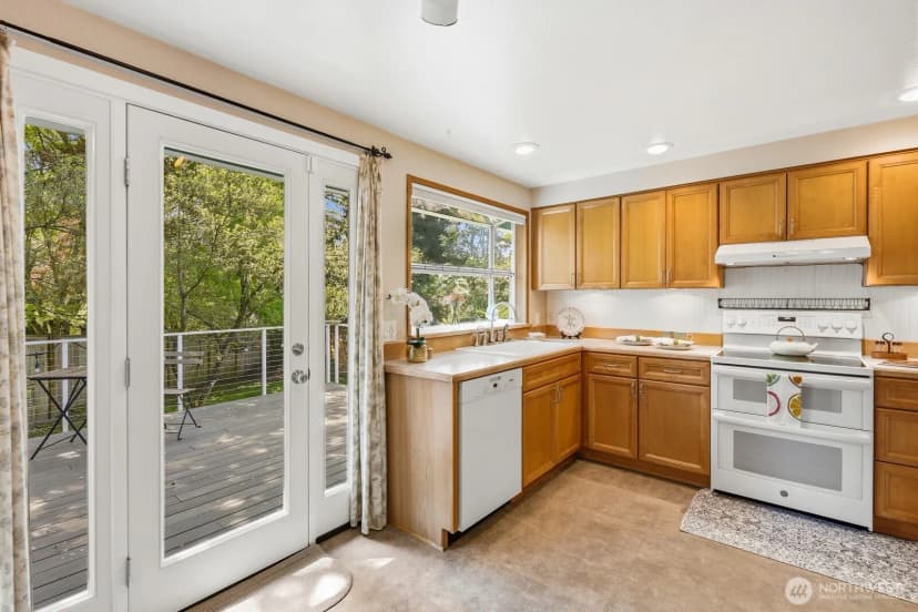 Property photo for 12429 Ne 149th Street, Woodinville photo 15