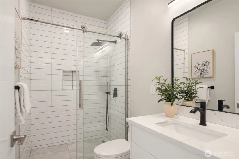 Property photo for 9846 62nd Avenue S #1, Seattle photo 17