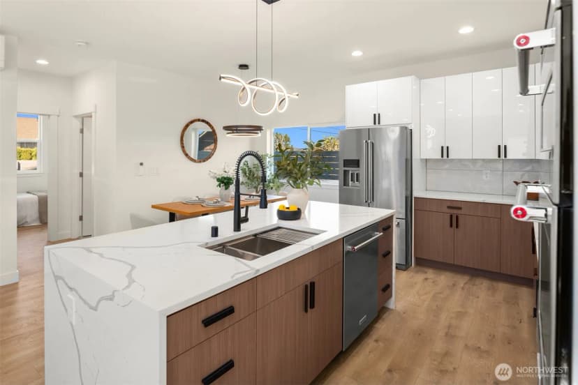 Property photo for 9846 62nd Avenue S #1, Seattle photo 13