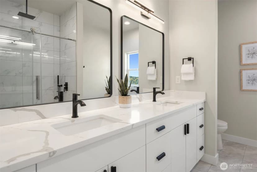 Property photo for 9846 62nd Avenue S #1, Seattle photo 26