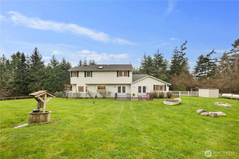 Property photo for 1870 W Cloud Way, Oak Harbor photo 33