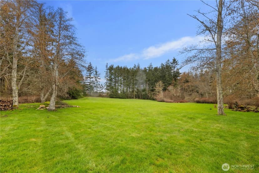Property photo for 1870 W Cloud Way, Oak Harbor photo 35
