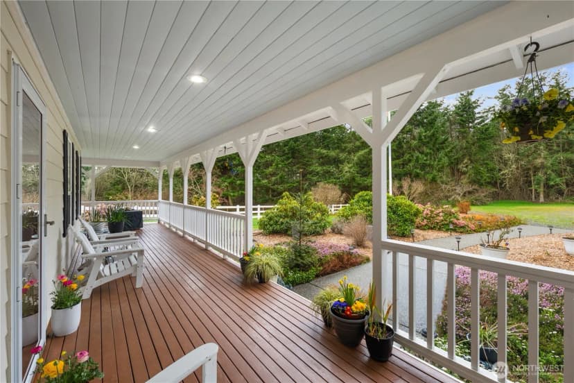 Property photo for 1870 W Cloud Way, Oak Harbor photo 7
