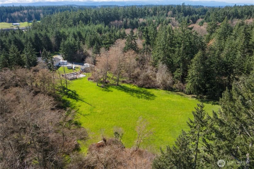 Property photo for 1870 W Cloud Way, Oak Harbor photo 36