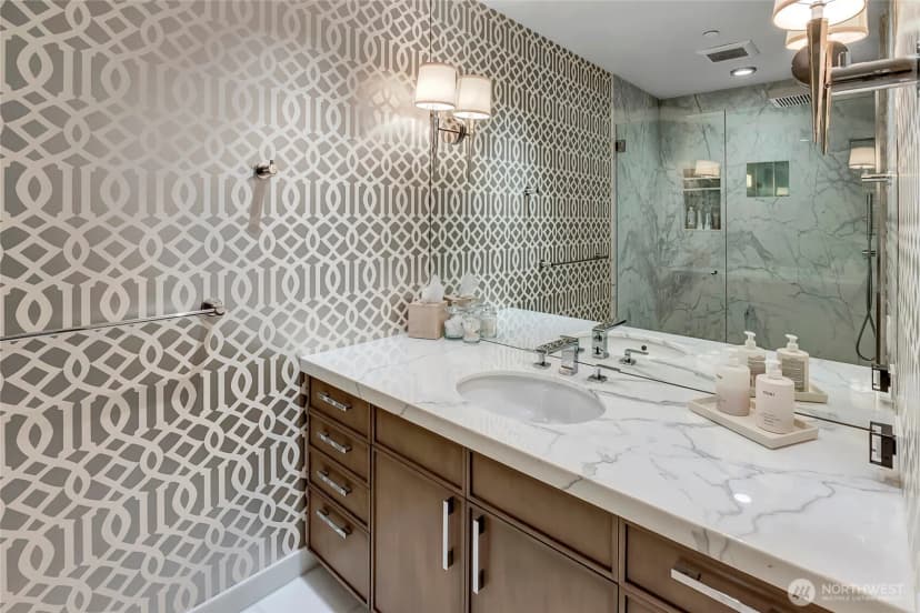 Property photo for 715 2nd Avenue #1702, Seattle photo 32