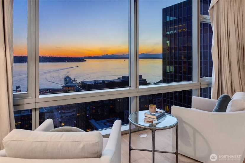 Property photo for 715 2nd Avenue #1702, Seattle photo 23