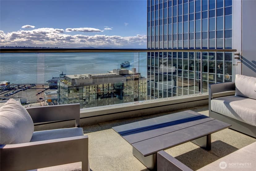 Property photo for 715 2nd Avenue #1702, Seattle photo 34