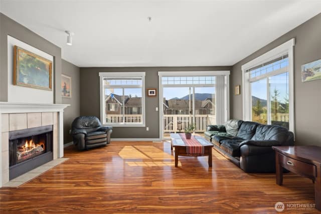 Property photo for 23120 Se Black Nugget Road #e1, Issaquah photo 4