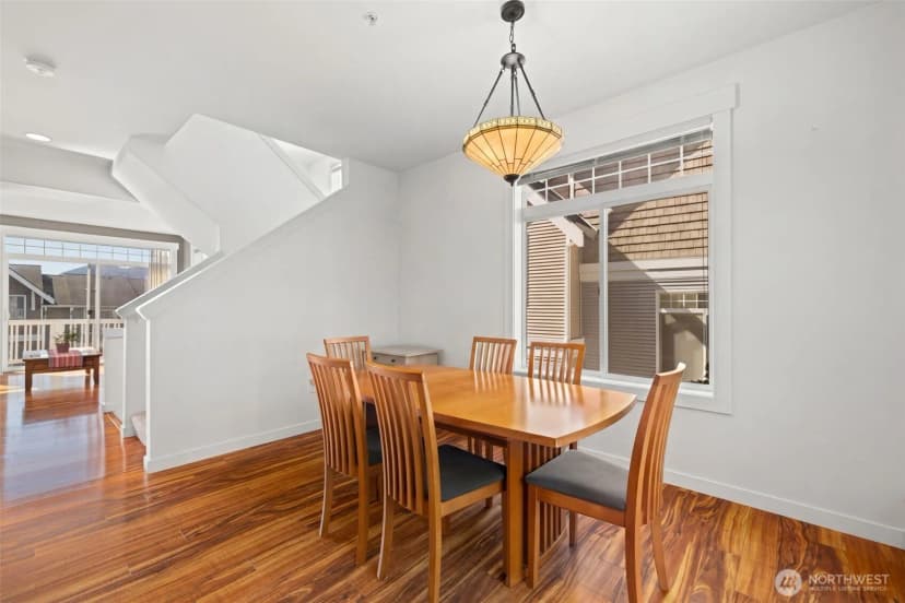 Property photo for 23120 Se Black Nugget Road #e1, Issaquah photo 12