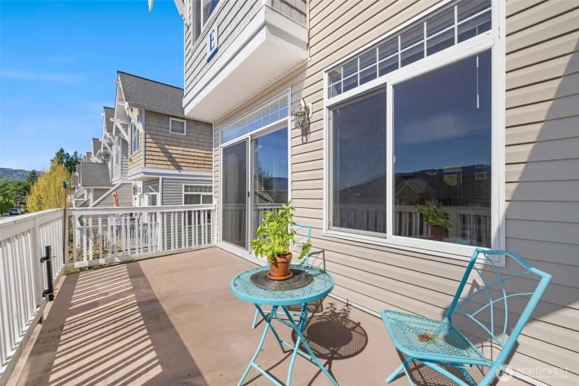 Property photo for 23120 Se Black Nugget Road #e1, Issaquah photo 32