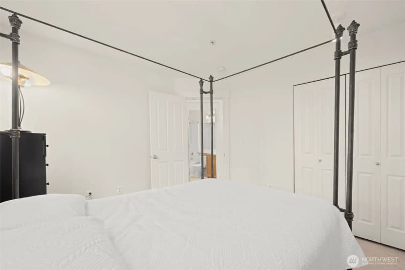 Property photo for 23120 Se Black Nugget Road #e1, Issaquah photo 26