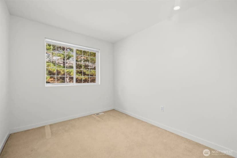 Property photo for 23120 Se Black Nugget Road #e1, Issaquah photo 22