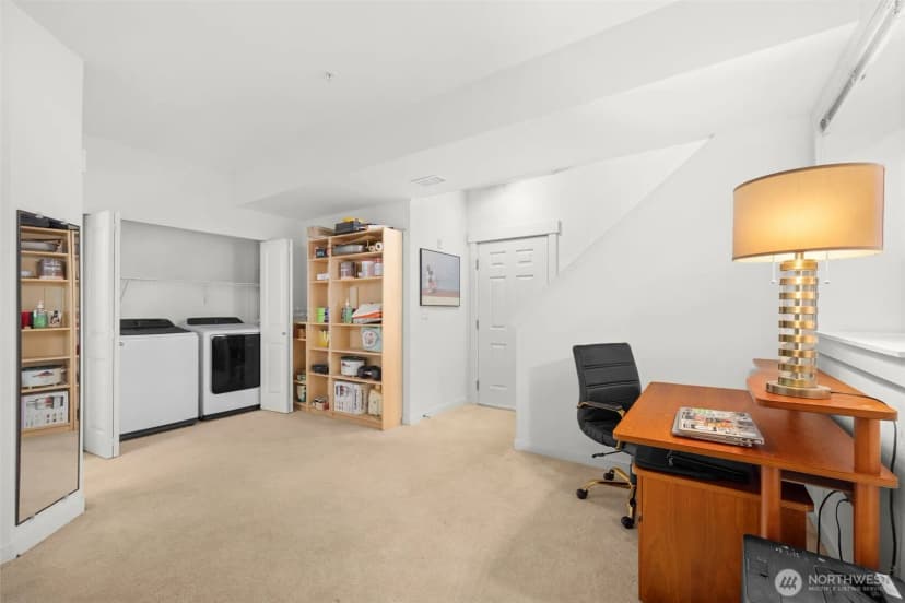 Property photo for 23120 Se Black Nugget Road #e1, Issaquah photo 28