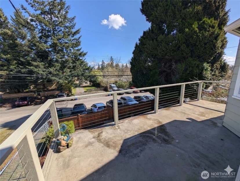 Property photo for 10341 Stone Avenue N, Seattle photo 8
