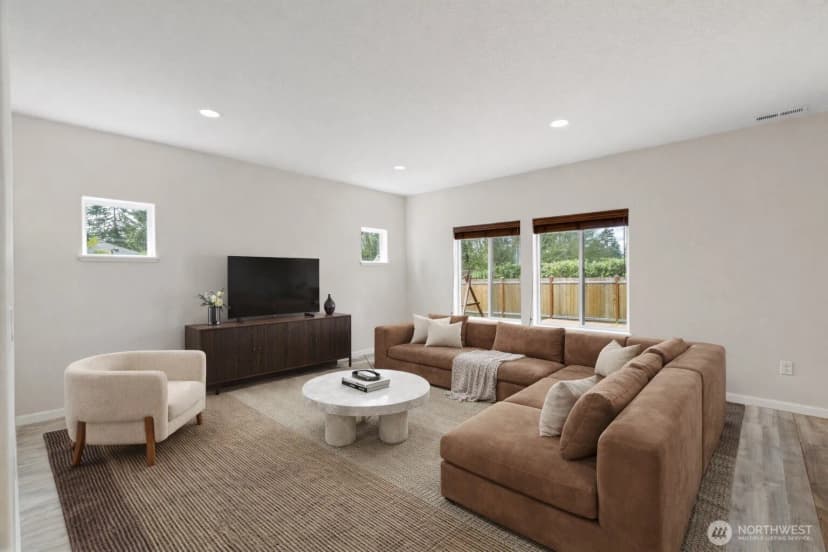Property photo for 165 Meadow Loop, Montesano photo 6
