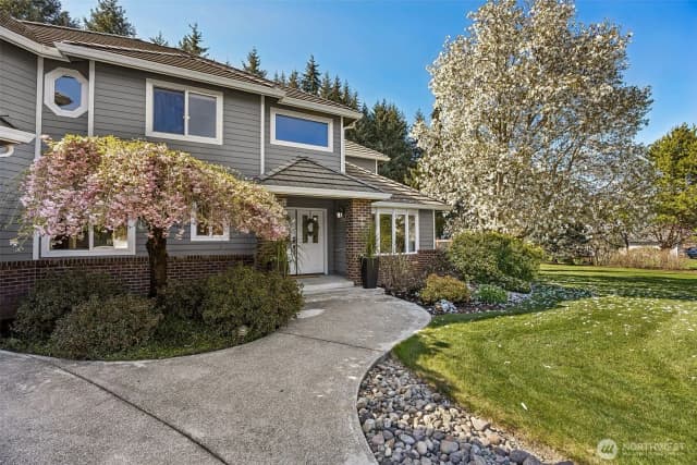 Property photo for 7025 Deerfield Park Drive Ne, Olympia photo 2