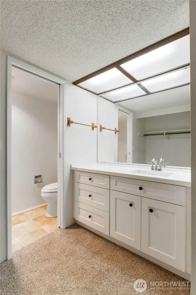 Property photo for 8501 Zircon Drive Sw #d56, Lakewood photo 5