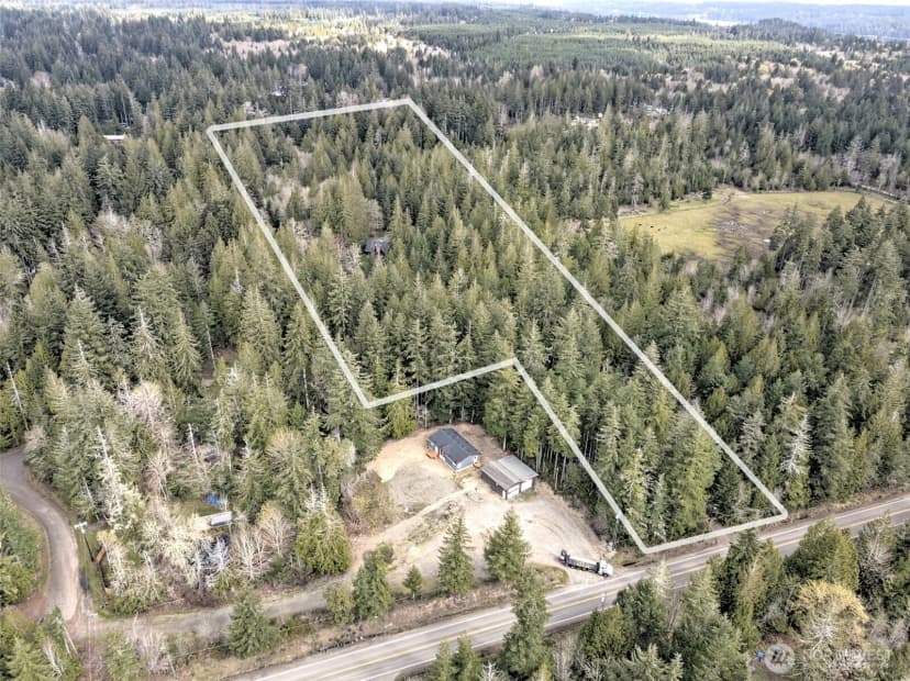 Property photo for 6041 E Agate Road, Shelton photo 2