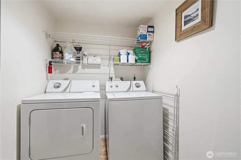 Property photo for 10101 Se 3rd Street #402, Bellevue photo 20