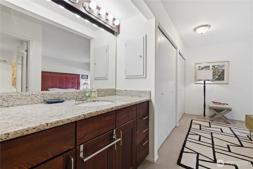 Property photo for 10101 Se 3rd Street #402, Bellevue photo 14