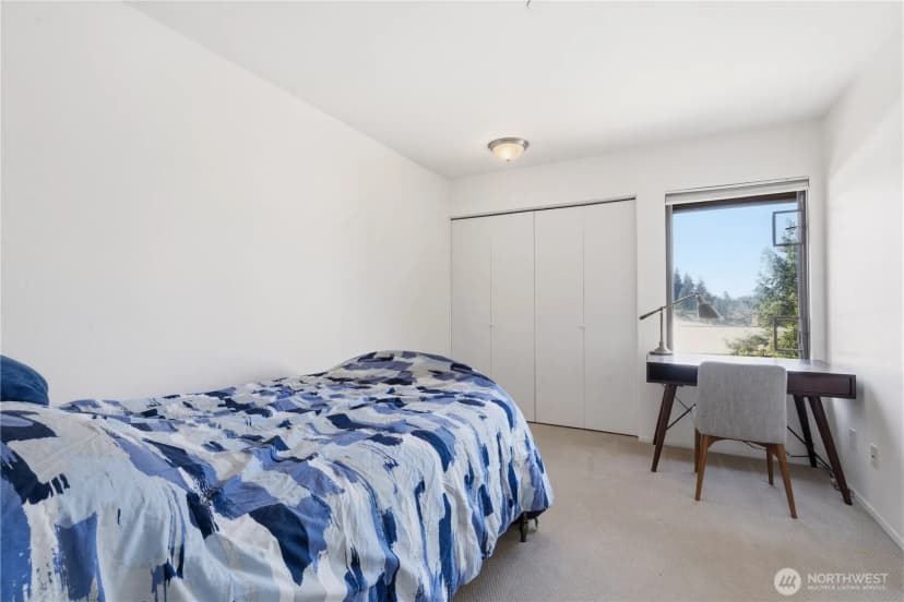 Property photo for 10101 Se 3rd Street #402, Bellevue photo 16