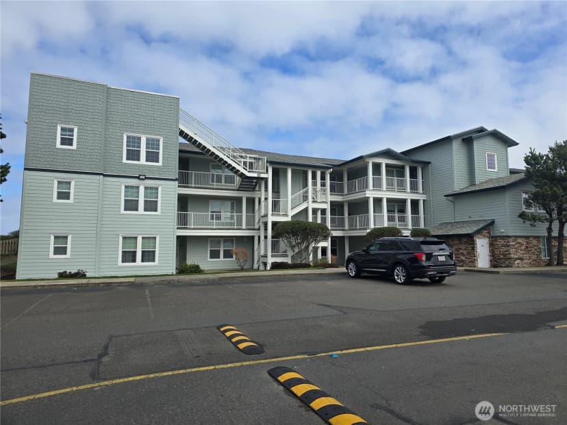Property photo for 1600 W Ocean Avenue #1021, Westport photo 3