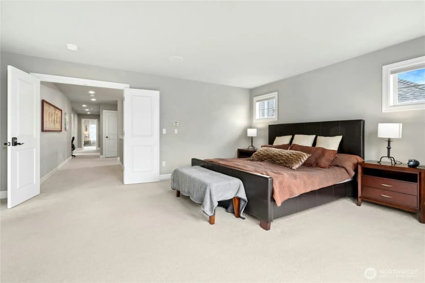 Property photo for 2411 30th Avenue Ne, Issaquah photo 18
