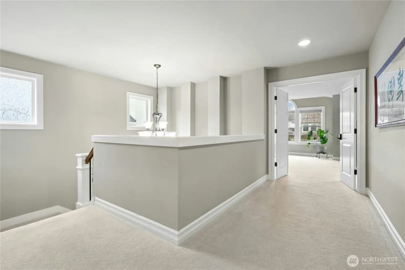 Property photo for 2411 30th Avenue Ne, Issaquah photo 30