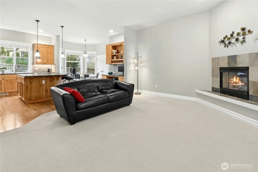 Property photo for 2411 30th Avenue Ne, Issaquah photo 12