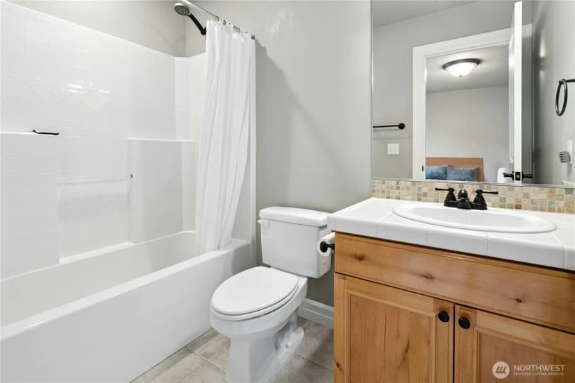 Property photo for 2411 30th Avenue Ne, Issaquah photo 26