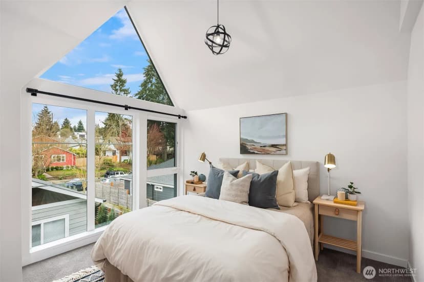 Property photo for 6037 42nd Avenue Sw #b, Seattle photo 8