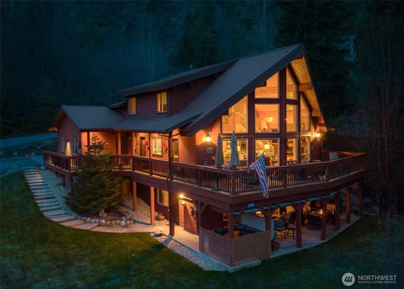 Property photo for 20701 Pelton Place, Leavenworth