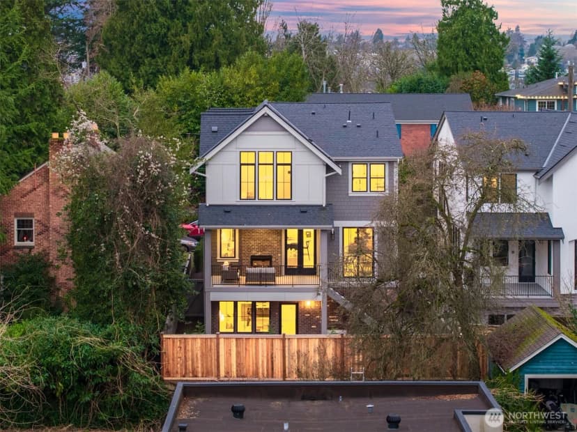 Property photo for 208 35th Avenue E, Seattle photo 40
