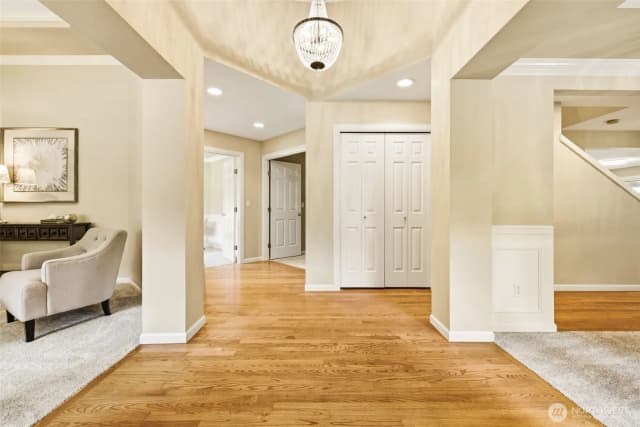 Property photo for 2401 Lyons Avenue Ne, Renton photo 5