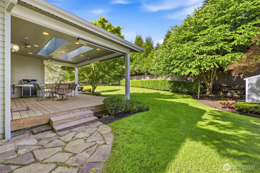 Property photo for 2401 Lyons Avenue Ne, Renton photo 27