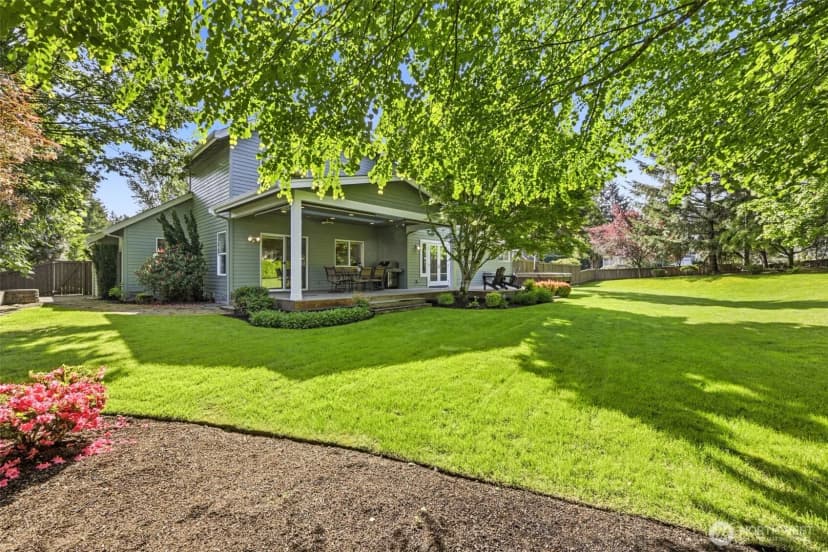 Property photo for 2401 Lyons Avenue Ne, Renton photo 28