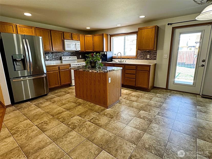 Property photo for 1015 S 10th Avenue, Othello photo 8