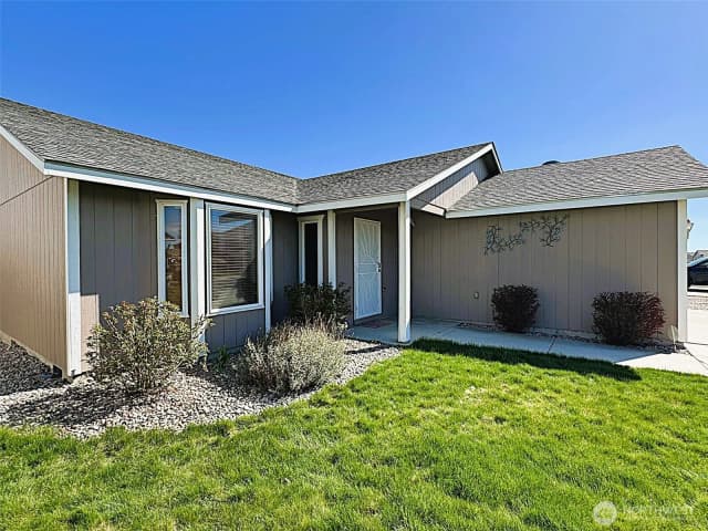 Property photo for 1015 S 10th Avenue, Othello photo 2