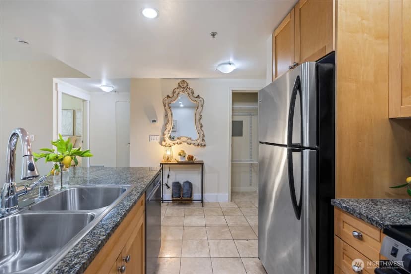 Property photo for 1420 Terry Ave #607, Seattle photo 15