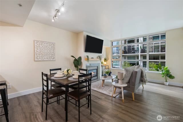 Property photo for 1420 Terry Ave #607, Seattle photo 3