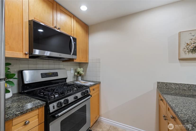 Property photo for 1420 Terry Ave #607, Seattle photo 12