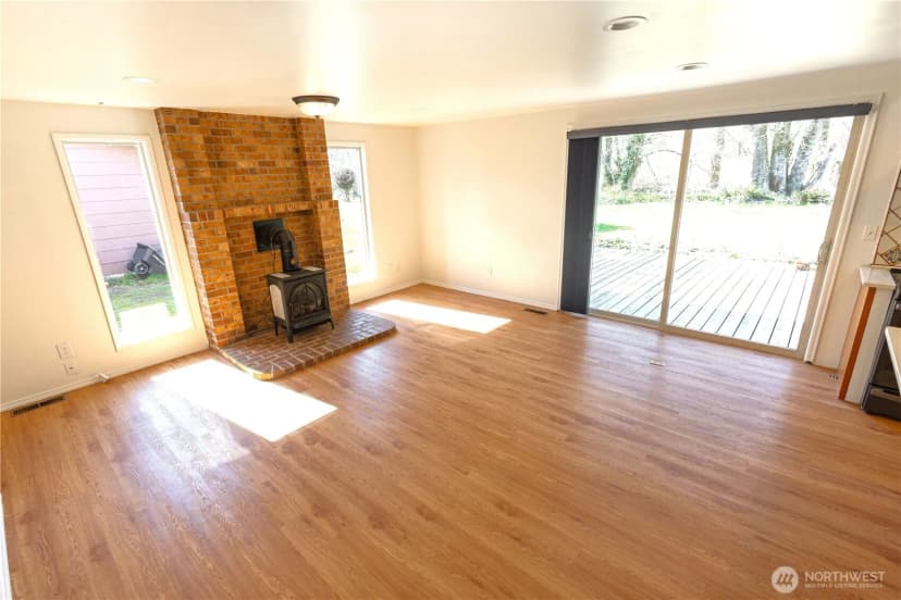 Property photo for 7134 Steelhead Lane, Burlington photo 11