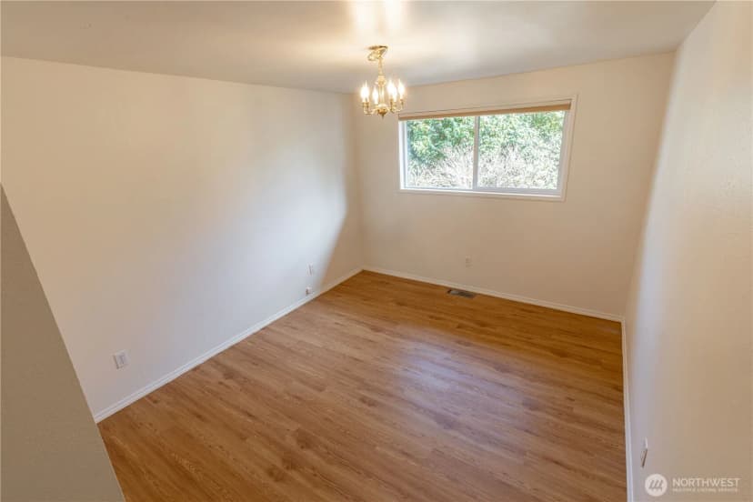 Property photo for 7134 Steelhead Lane, Burlington photo 17