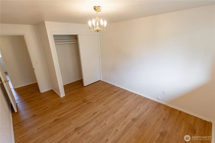 Property photo for 7134 Steelhead Lane, Burlington photo 18