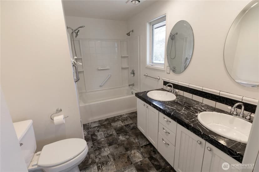 Property photo for 7134 Steelhead Lane, Burlington photo 16