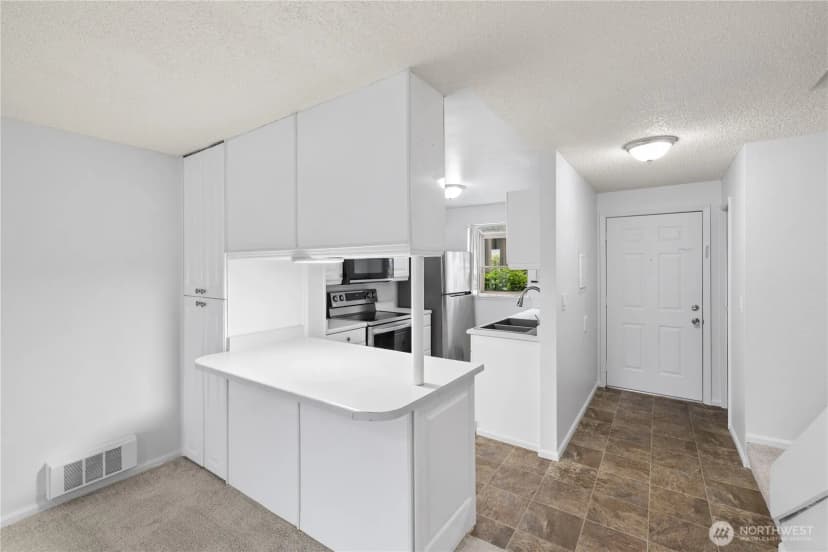 Property photo for 1721 Sw 318th Place #48d, Federal Way photo 7