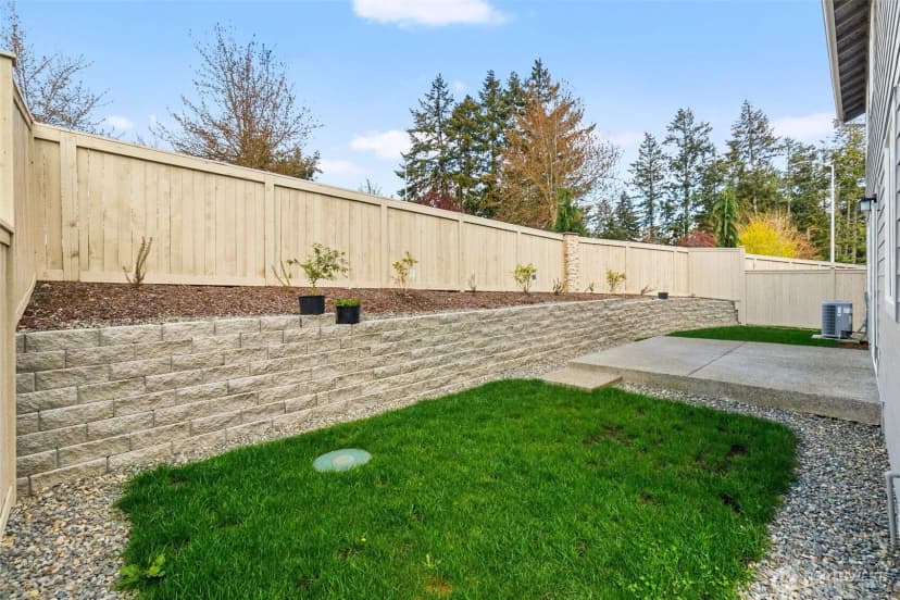 Property photo for 9116 Carlos Way Ne, Lacey photo 34